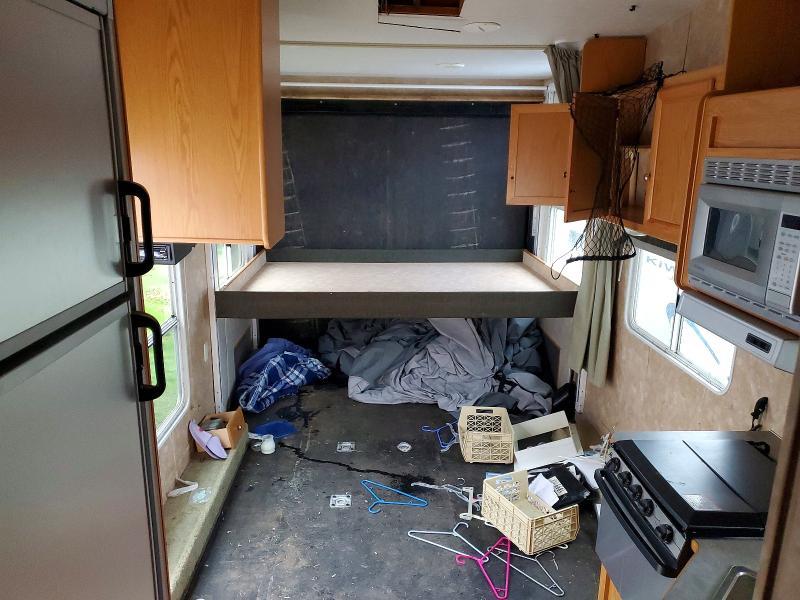 2005 Skyline Layton-camper