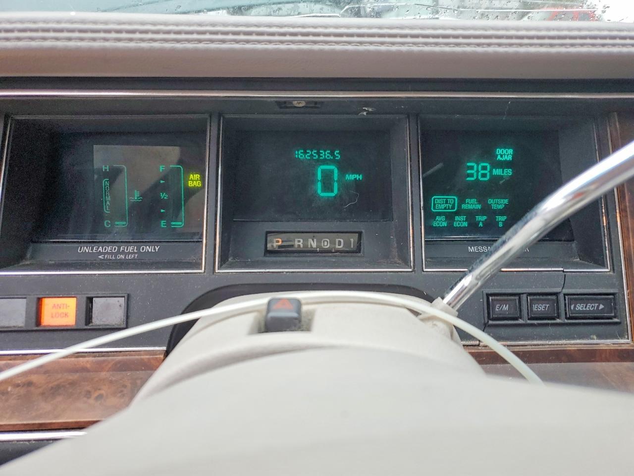 1992 Lincoln Town car Signature