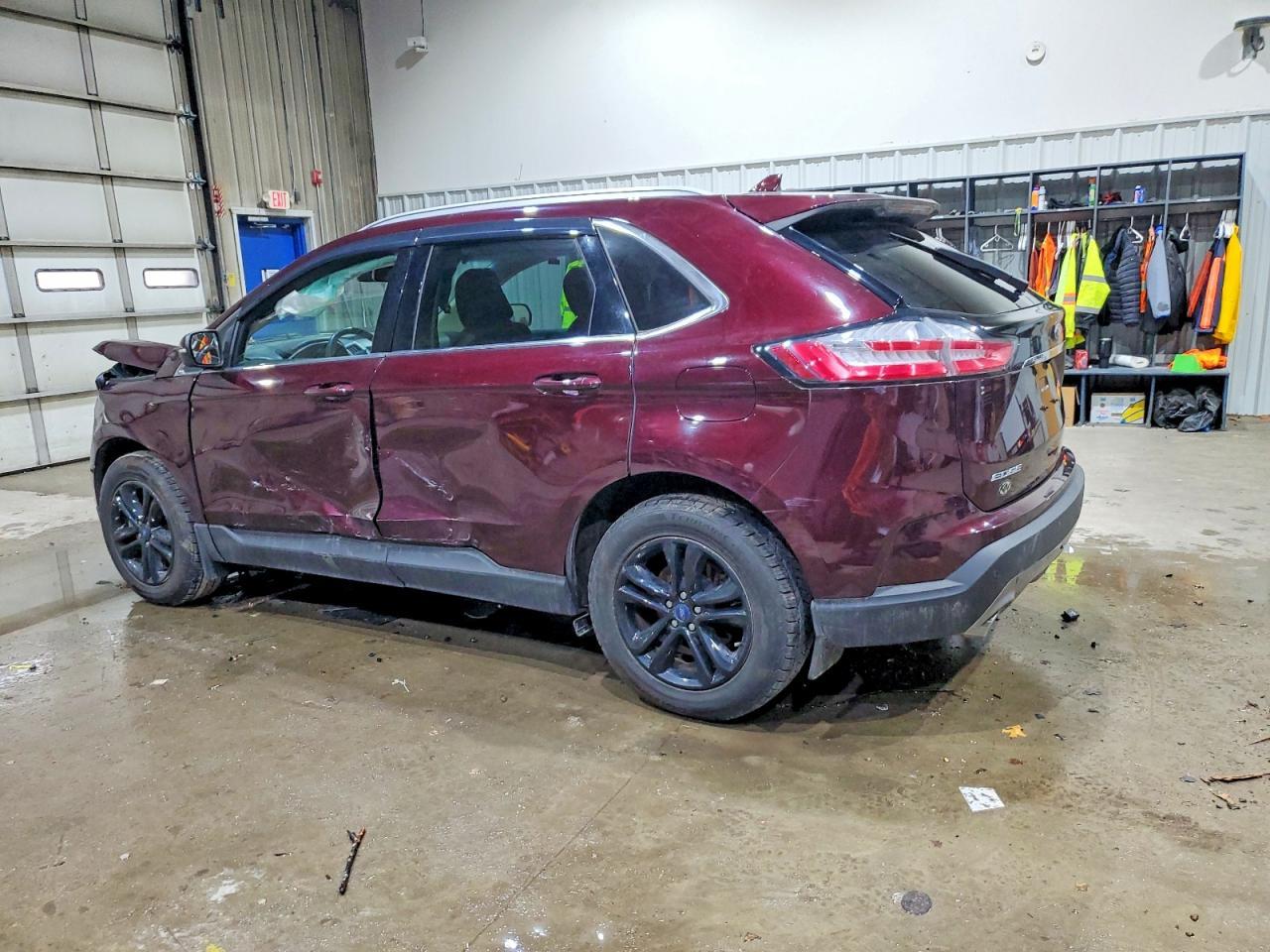 2020 Ford Edge sel