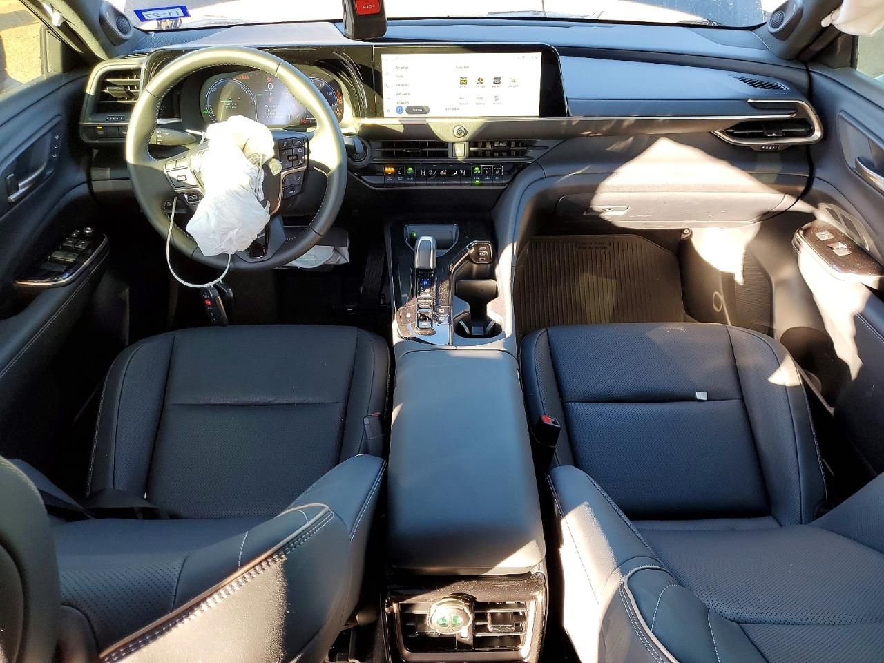 2025 Toyota Crown xle