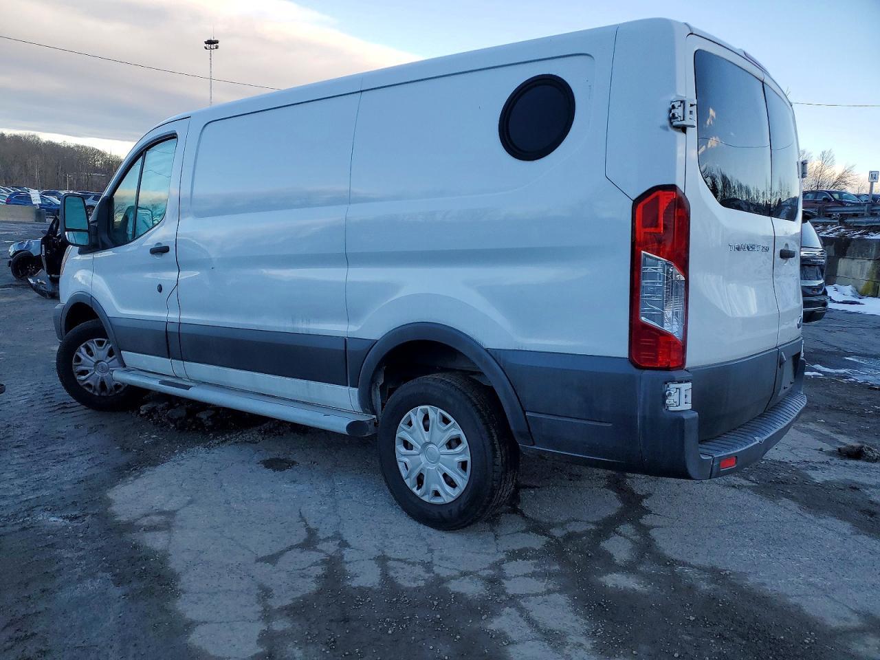 2017 Ford Transit T-250