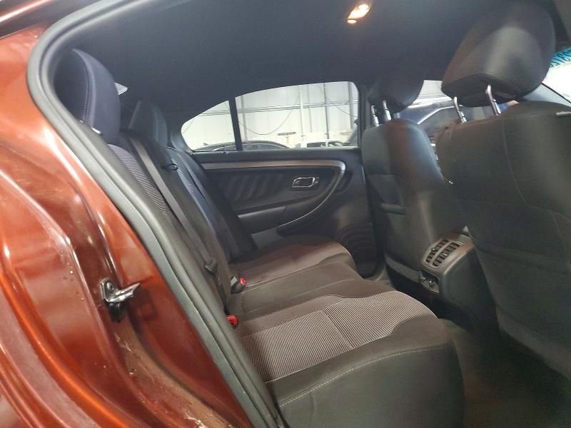 2016 Ford Taurus sel