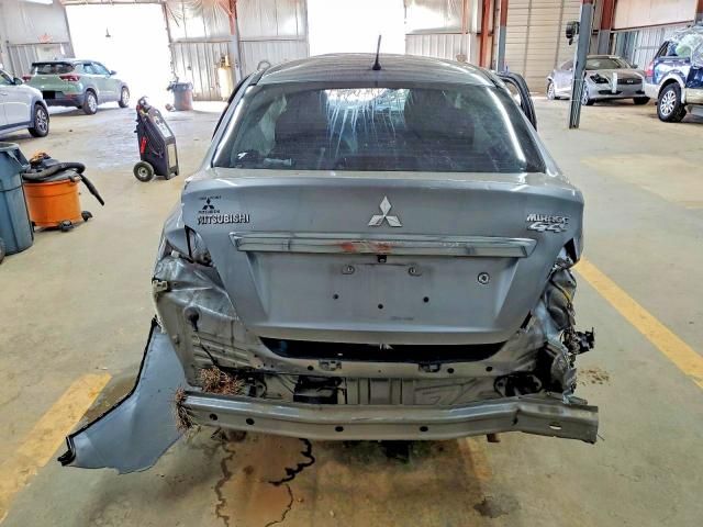 2018 Mitsubishi Mirage G4 es