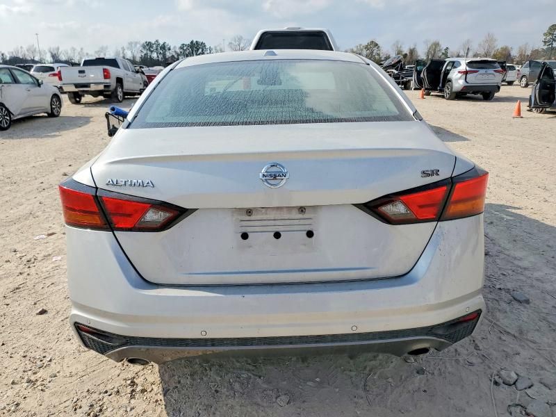 2021 Nissan Altima sr