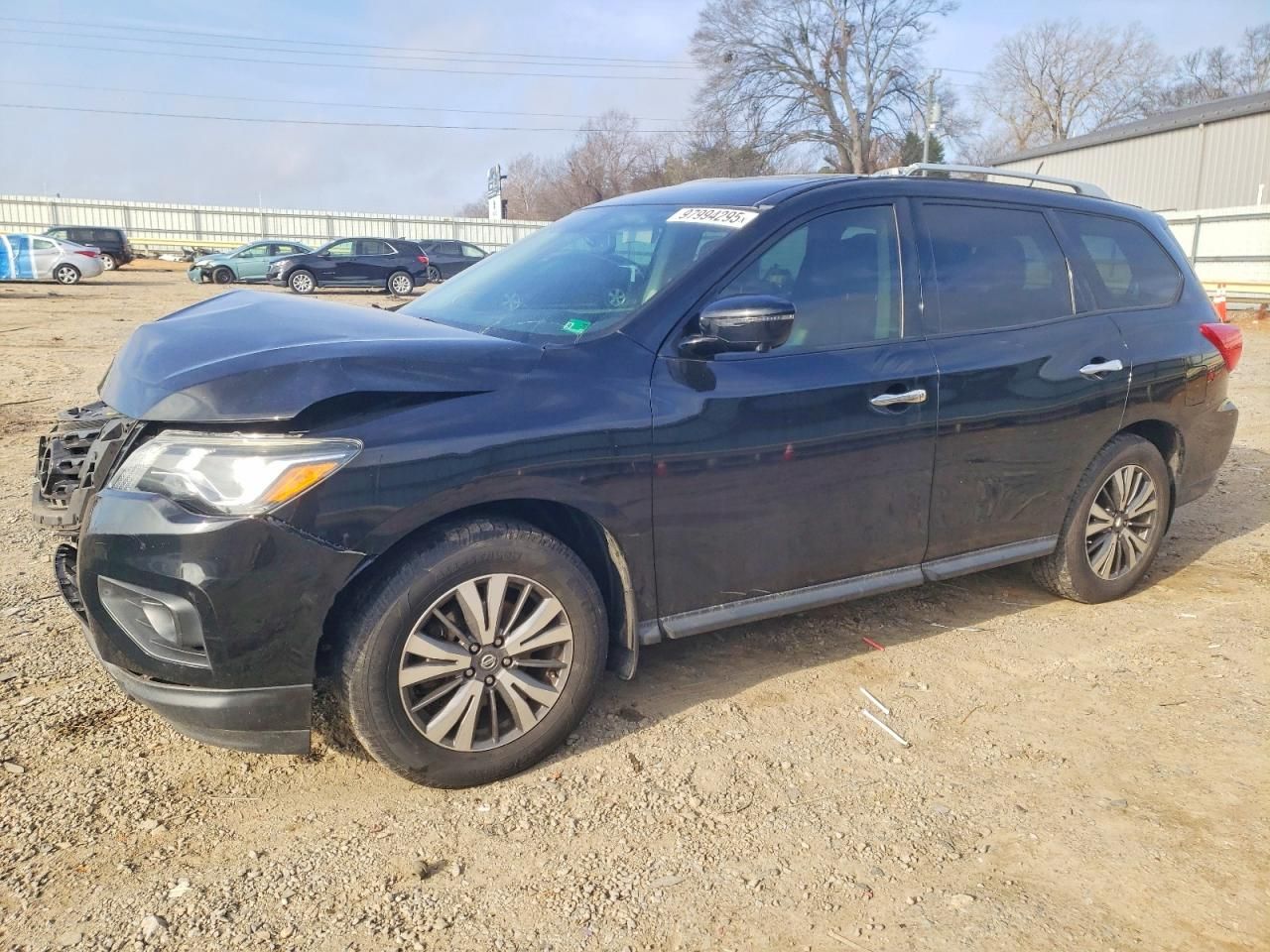 2017 Nissan Pathfinder s