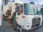 2015 Autocar Llc 2015 Autocar ACX Refuse Truck