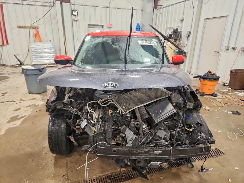 2020 KIA Soul Gt-line Turbo