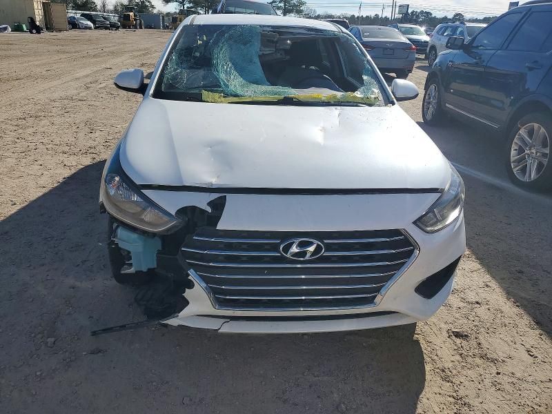 2022 Hyundai Accent se