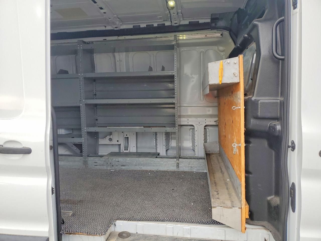 2017 Ford Transit T-250