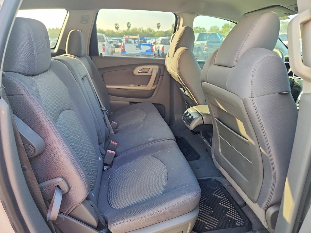 2009 Chevrolet Traverse ls