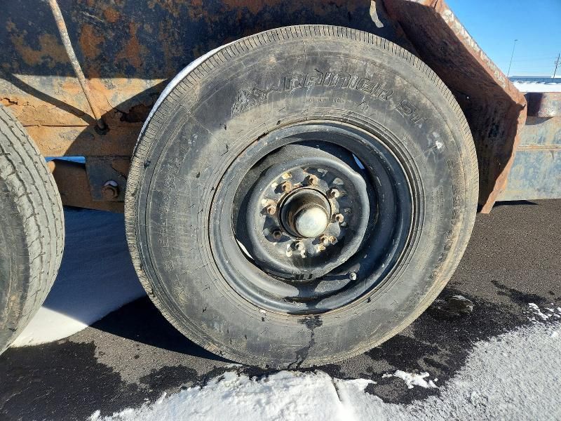 2008 Load Trail Equipment Trailer