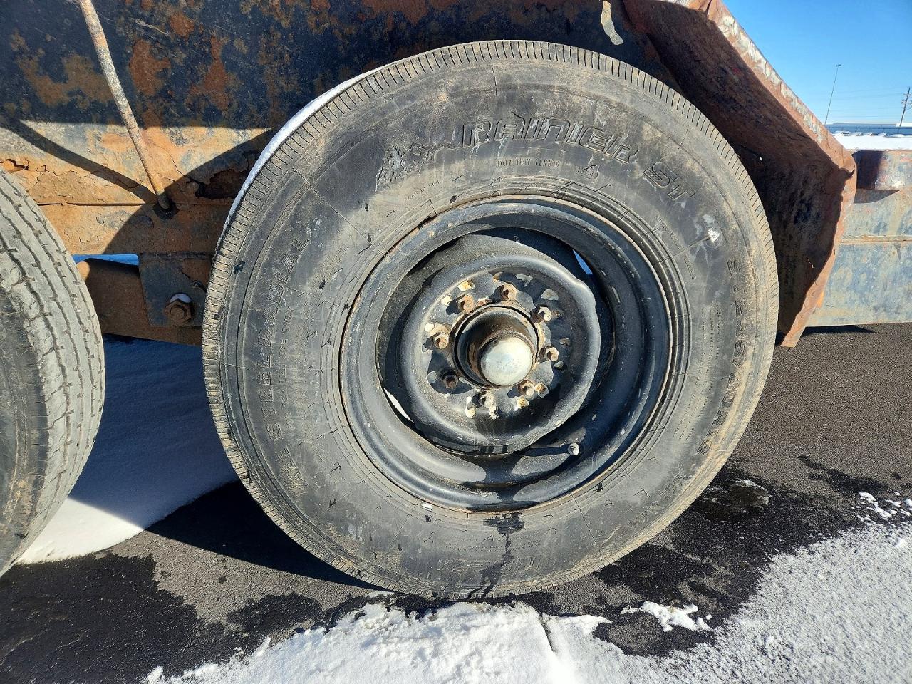 2008 Load Trail Equipment Trailer
