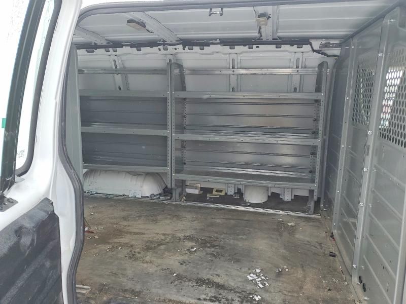 2023 Chevrolet Express G2500