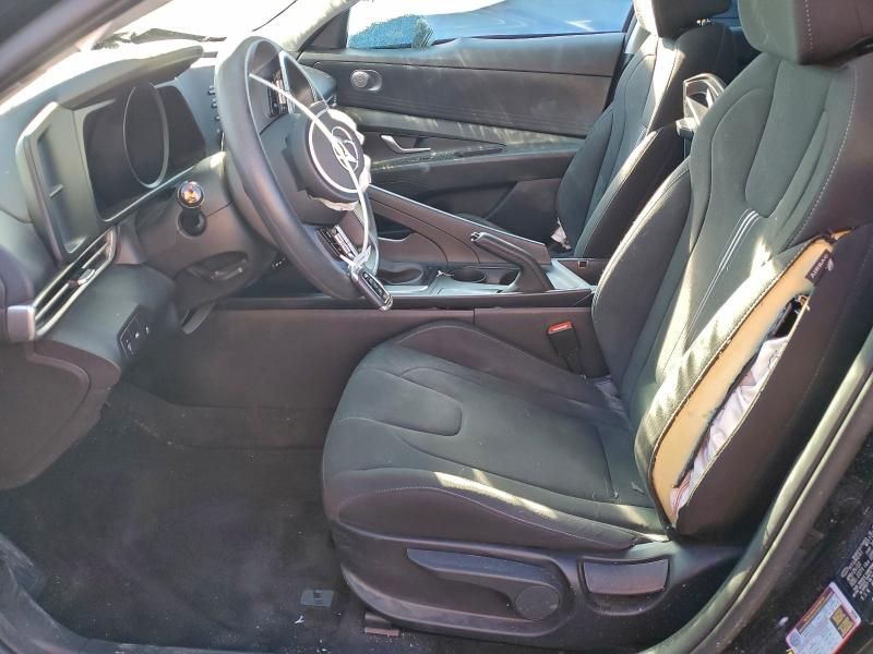 2022 Hyundai Elantra sel