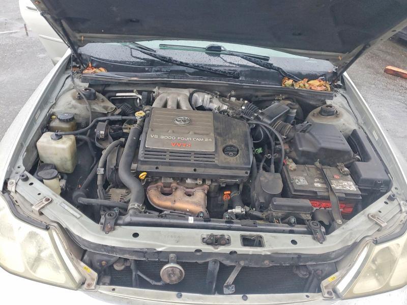 2001 Toyota Avalon xl