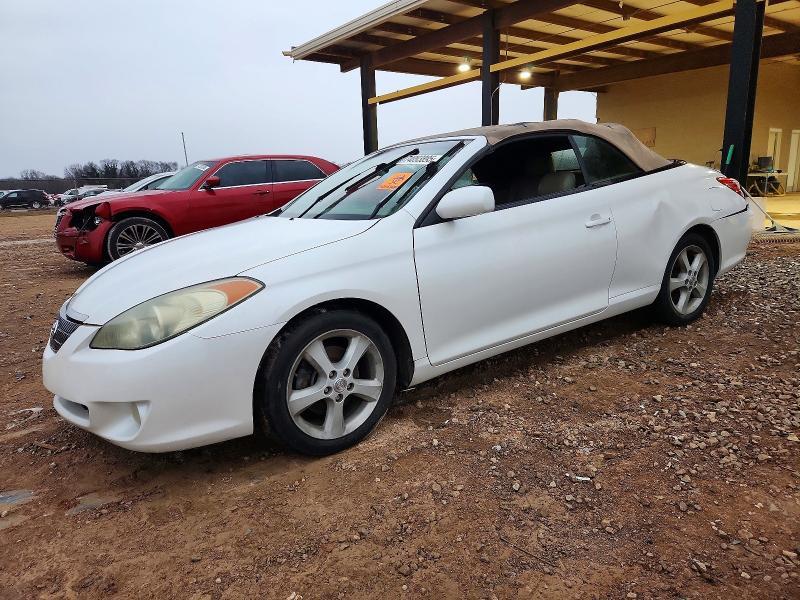2005 Toyota Camry Solara se