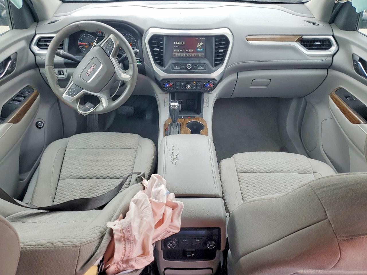 2017 GMC Acadia sle