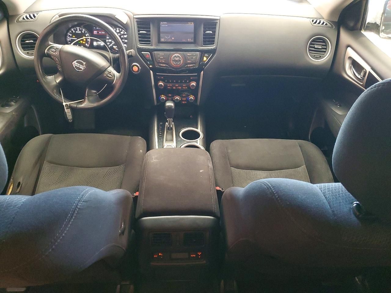 2014 Nissan Pathfinder s