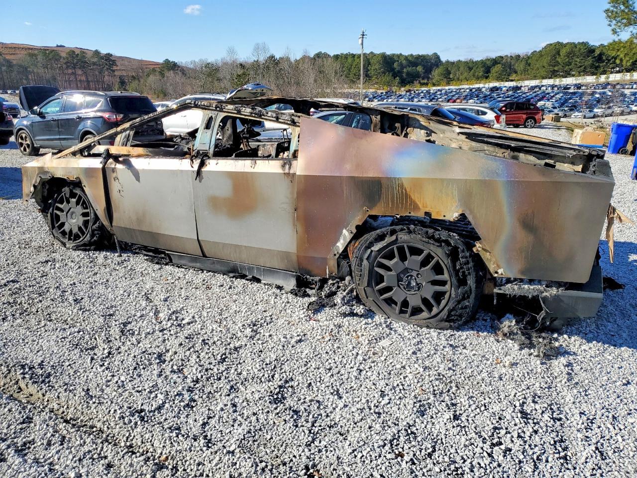 2024 Tesla Cybertruck