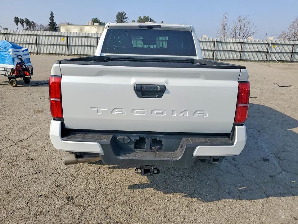 2025 Toyota Tacoma trd Sport