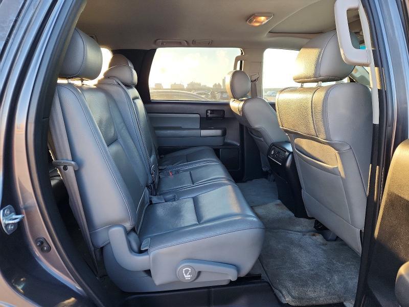 2011 Toyota Sequoia SR5