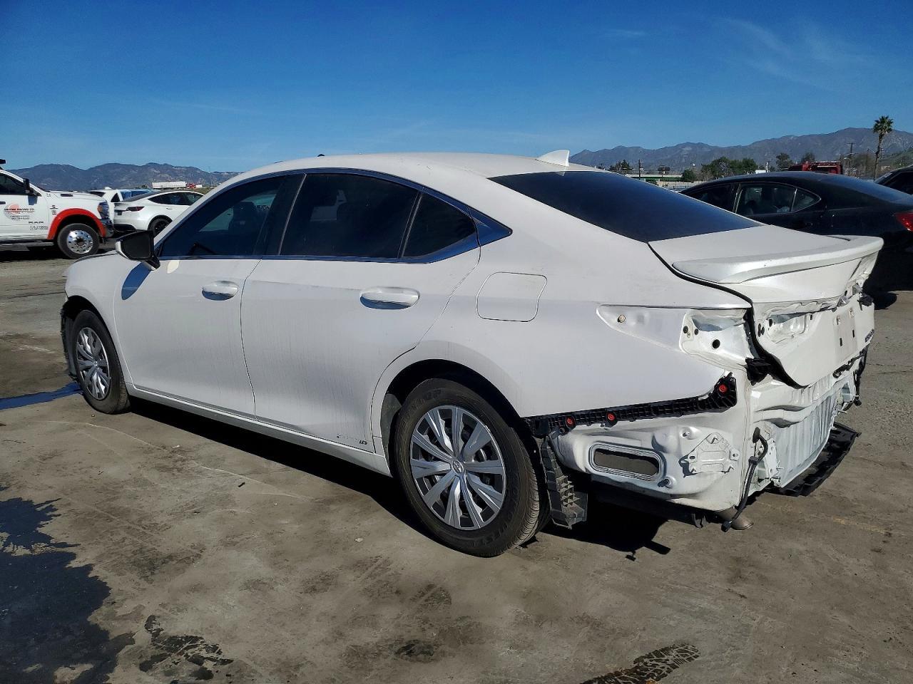 2022 Lexus Es 300h Base
