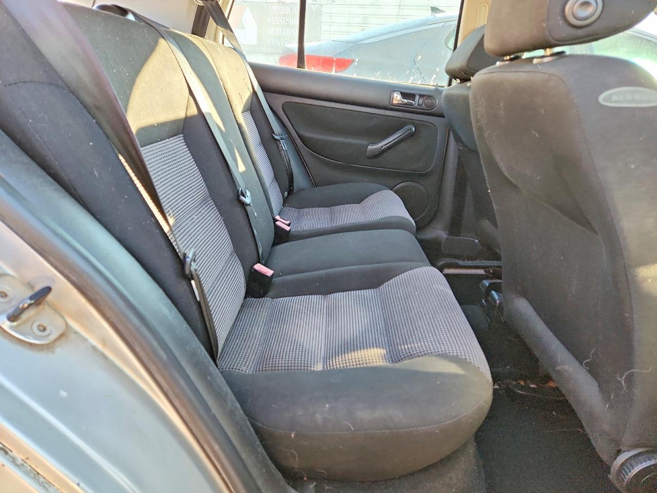 2004 Volkswagen Golf gls