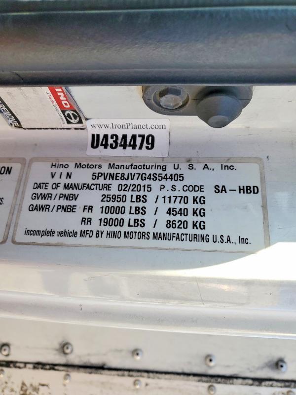 2016 Hino 258/268 box Truck