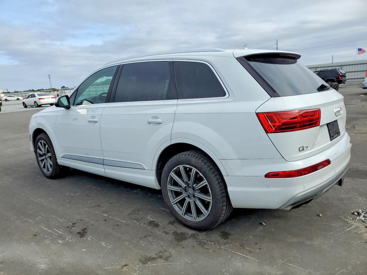 2018 Audi Q7 Premium Plus