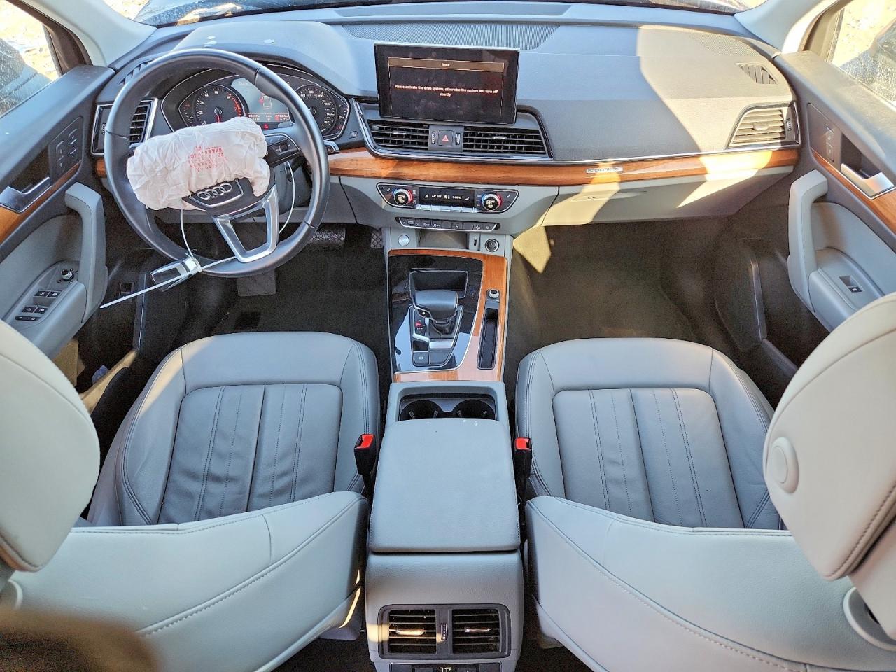 2023 Audi Q5 Premium 40