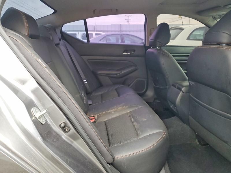 2019 Nissan Altima sr