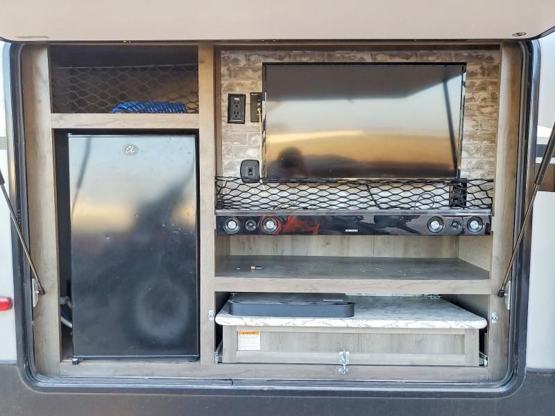 2020 Springdale/ Sprinter Travel Trailer