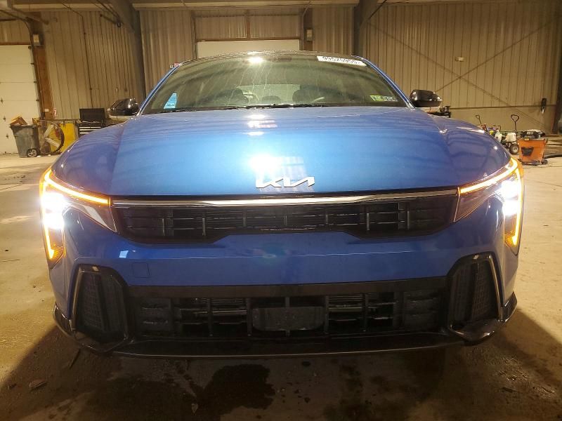 2025 KIA K4 gt Line