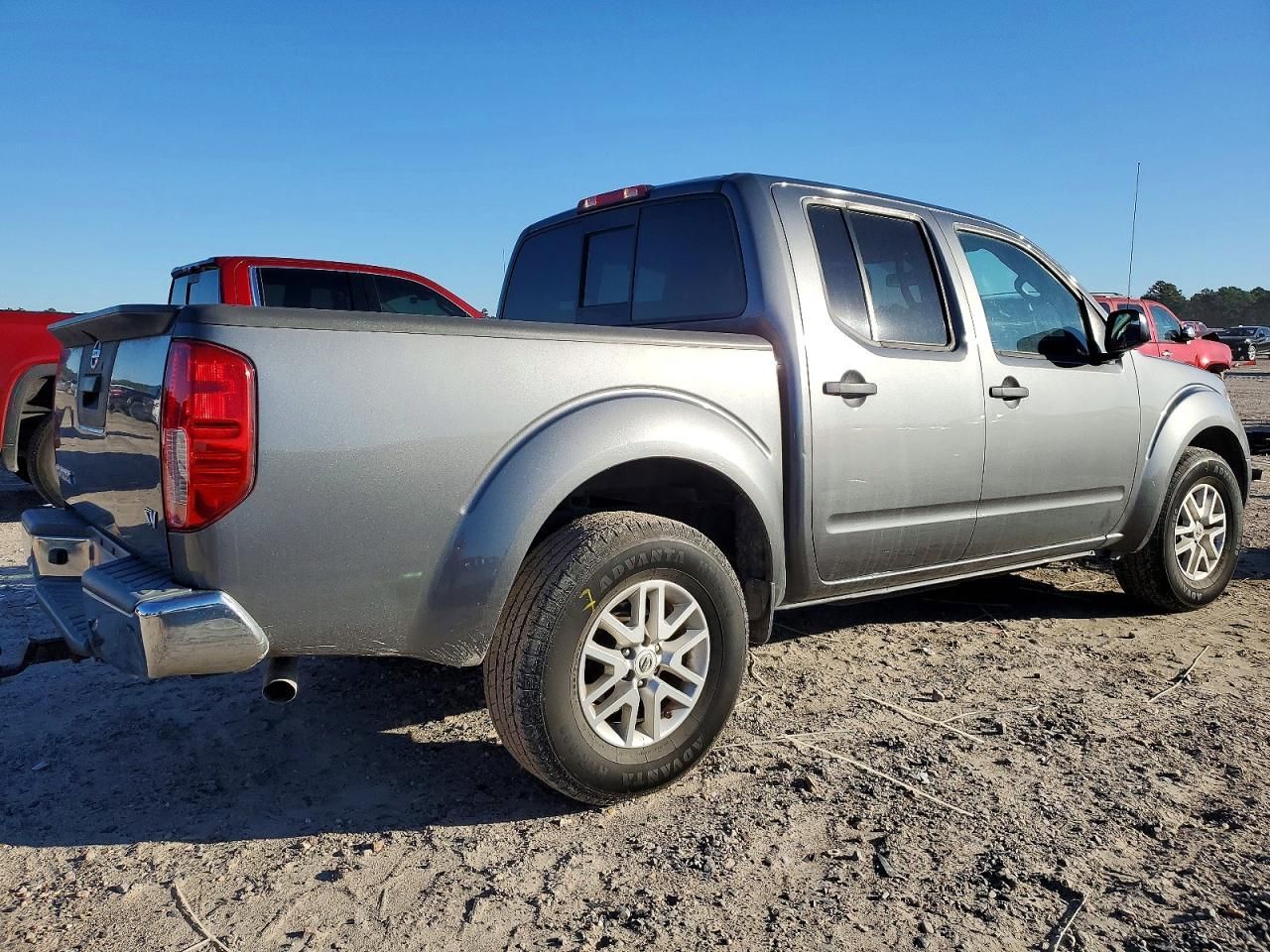 2019 Nissan Frontier s