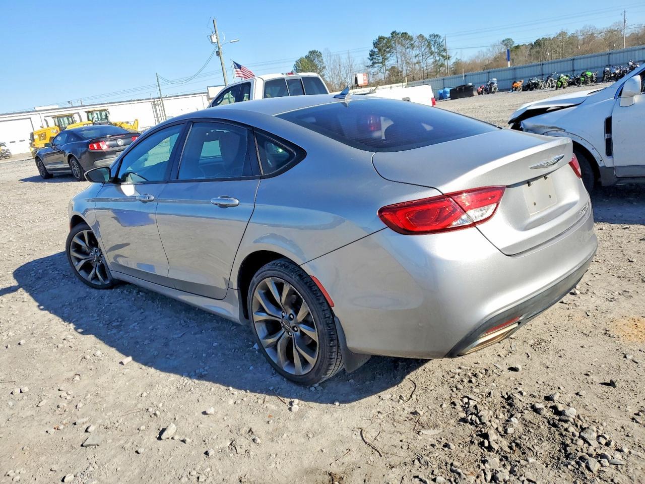 2015 Chrysler 200 s