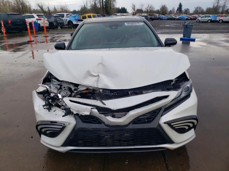 2021 Toyota Camry xse