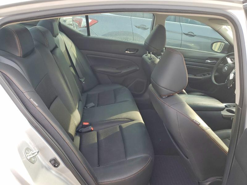 2019 Nissan Altima sr