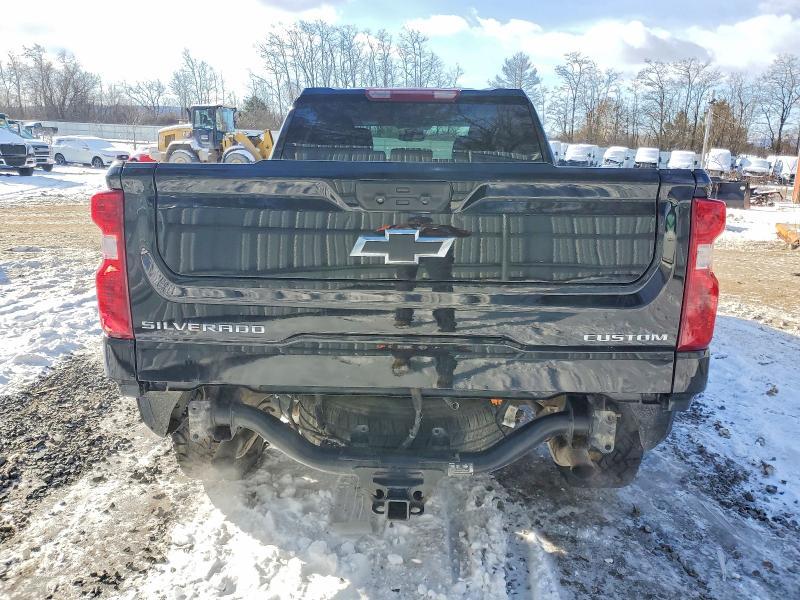 2022 Chevrolet Silverado K1500 Trail Boss Custom