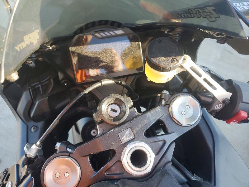 2017 Honda CBR1000 RA