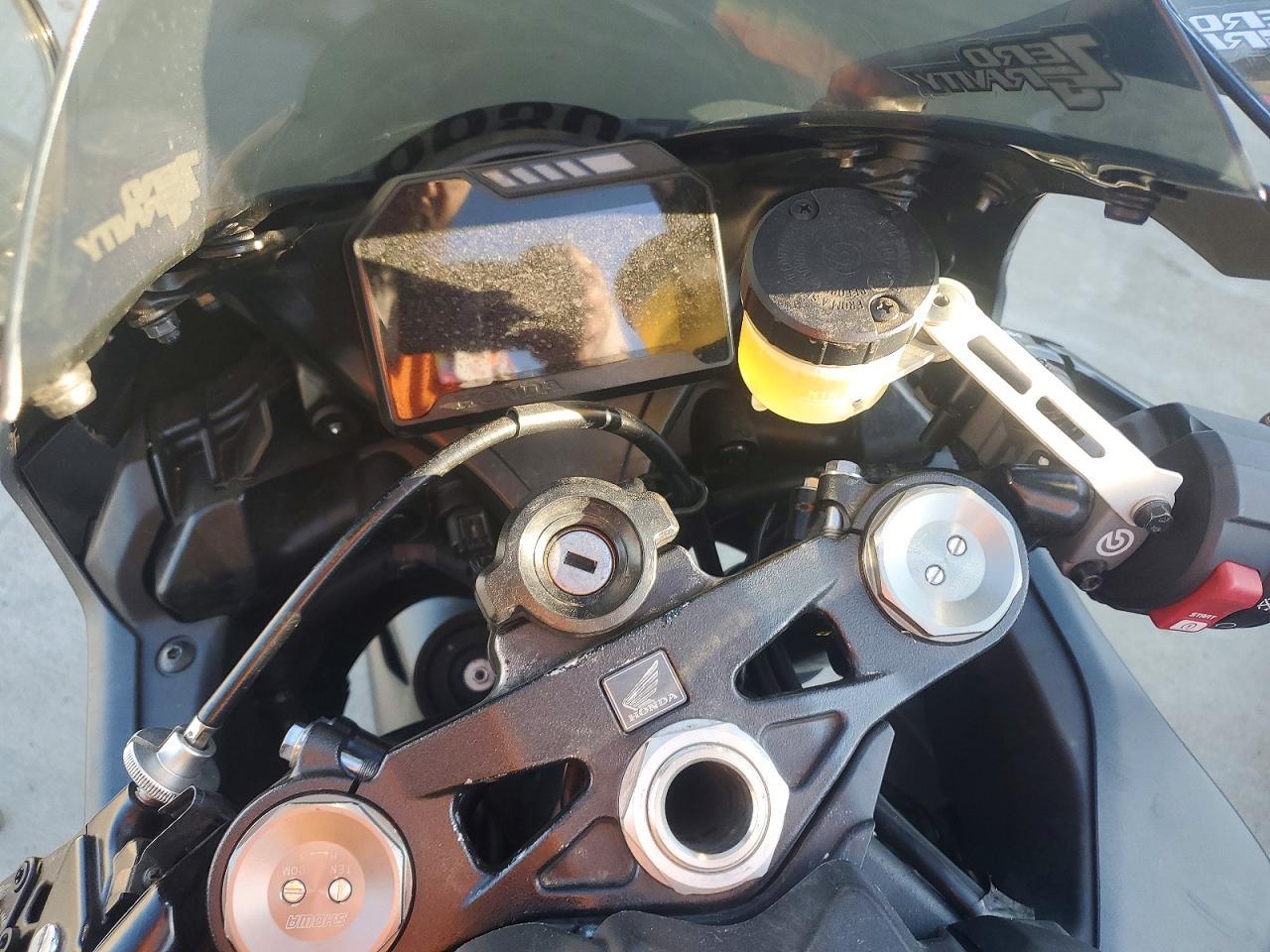 2017 Honda CBR1000 RA