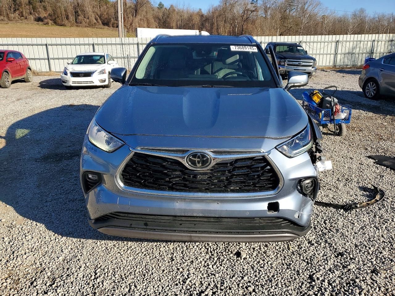 2023 Toyota Highlander l