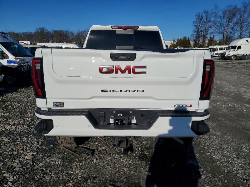 2025 GMC Sierra K2500 AT4
