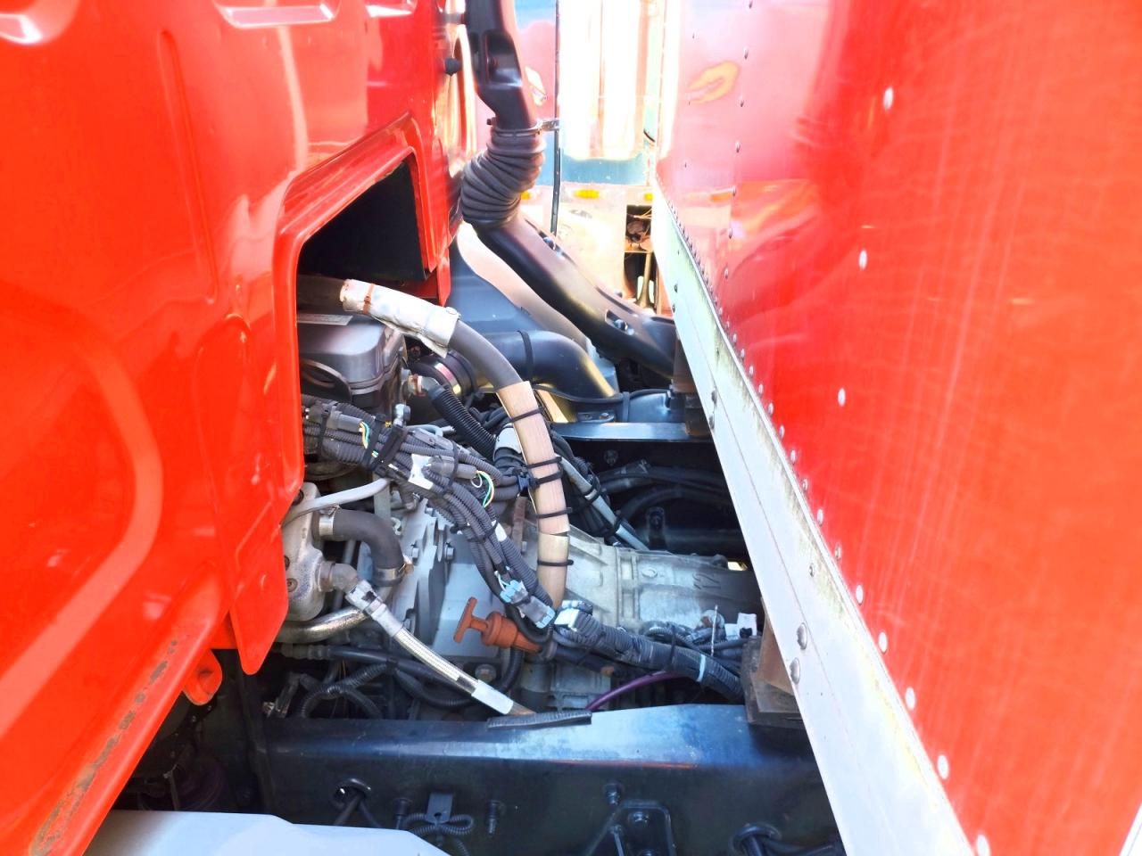 2015 Kenworth K270/k370 box Truck