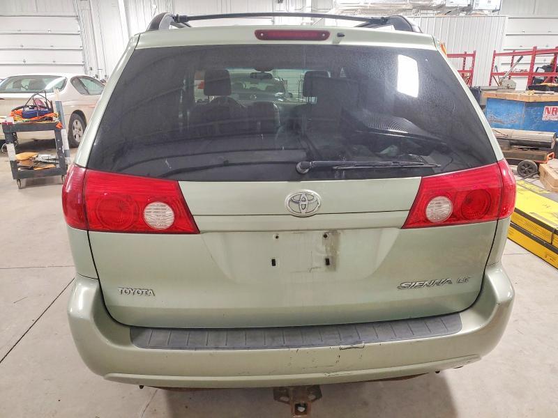 2009 Toyota Sienna ce