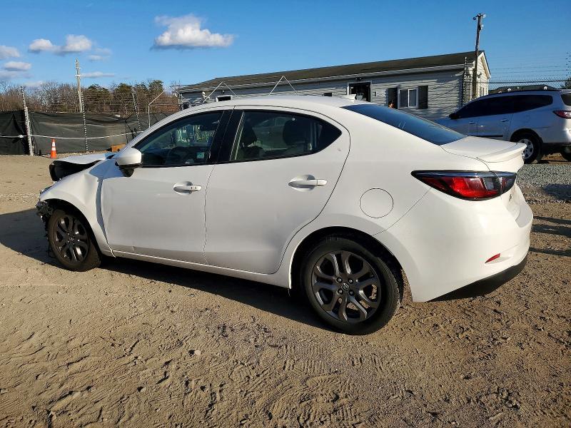 2019 Toyota Yaris l