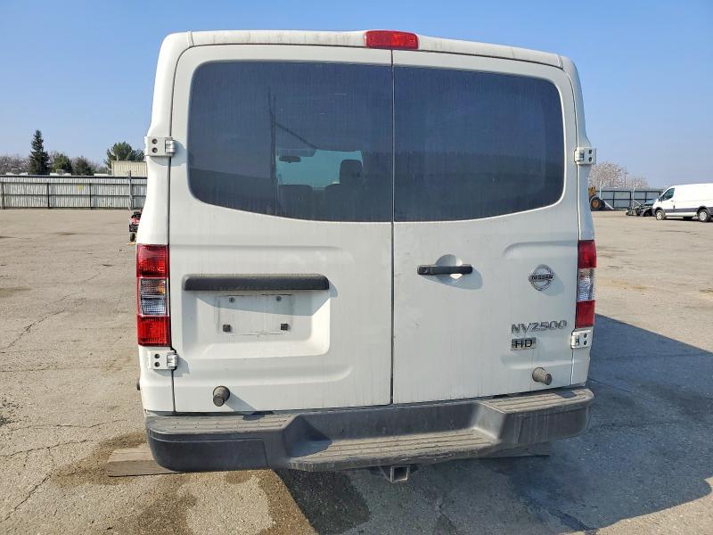 2013 Nissan NV 2500 HD S