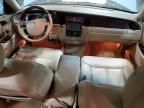 2009 Lincoln Town car Signature Limited