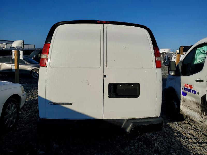 2018 Chevrolet Express G2500