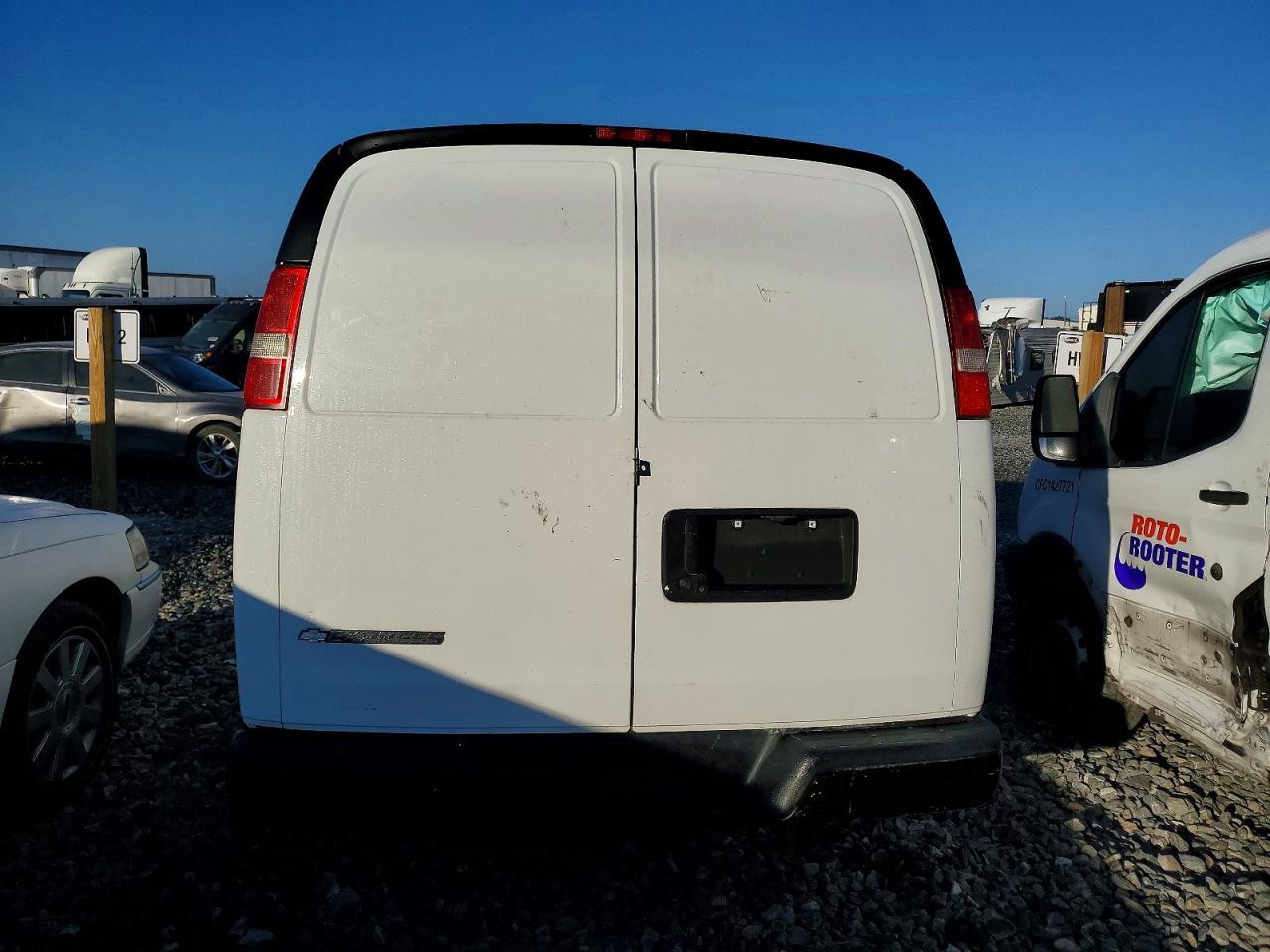 2018 Chevrolet Express G2500