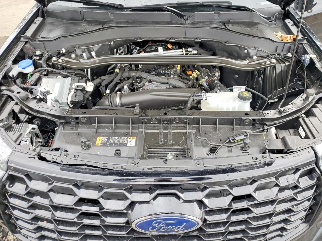 2025 Ford Explorer St-line